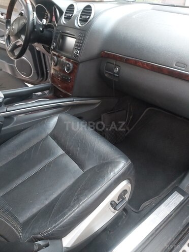 Mercedes GL 550-6