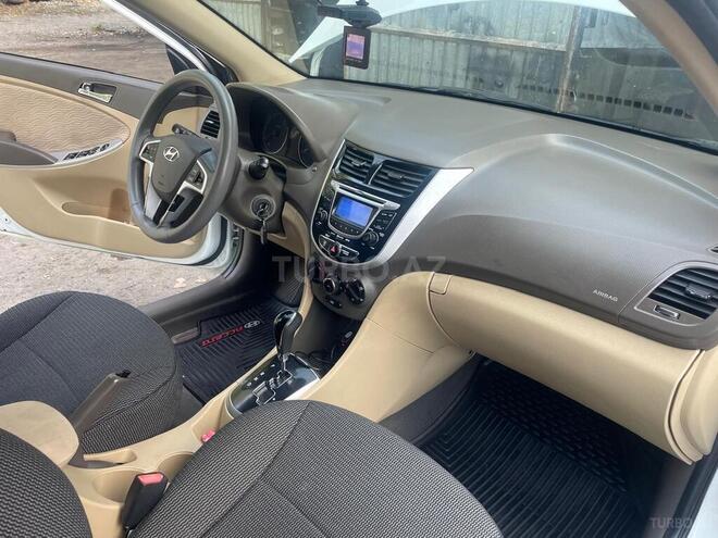 Hyundai Accent 2013, 228,527 km - 1.6 l - Qəbələ
