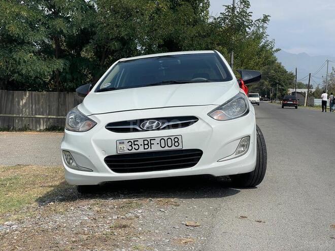 Hyundai Accent 2013, 228,527 km - 1.6 l - Qəbələ