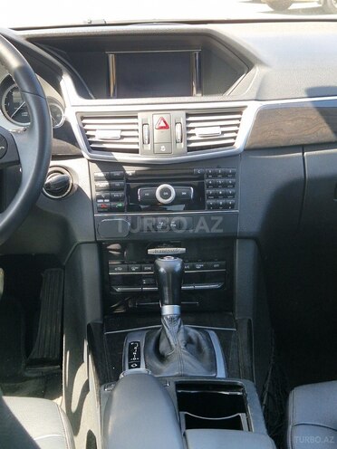 Mercedes E 220 d 2010, 276,000 km - 2.1 l - Bakı