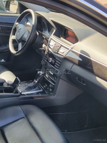 Mercedes E 220 d 2010, 276,000 km - 2.1 l - Bakı