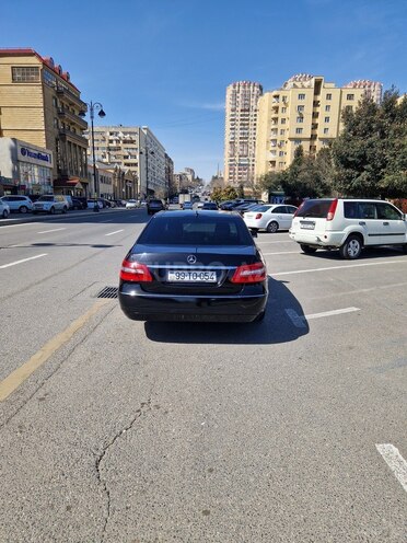 Mercedes E 220 d 2010, 276,000 km - 2.1 l - Bakı
