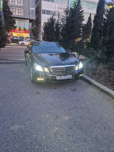 Mercedes E 220 d 2010, 276,000 km - 2.1 l - Bakı