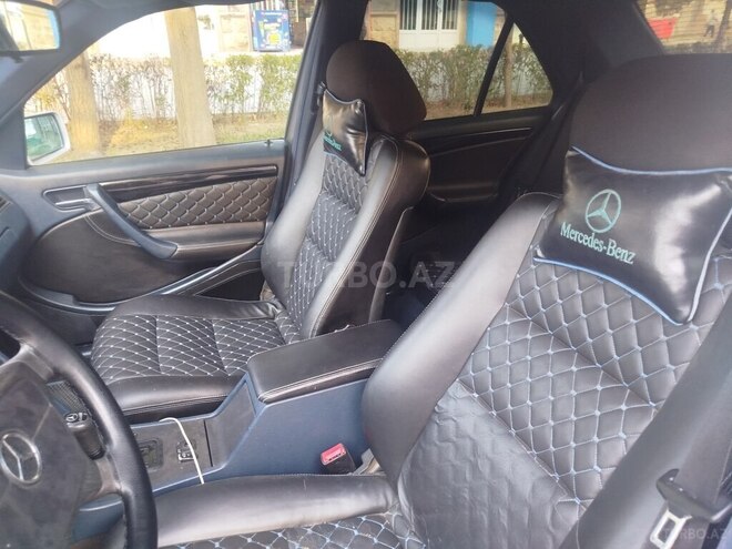 Mercedes C 180 1999, 276,586 km - 1.8 l - Yevlax