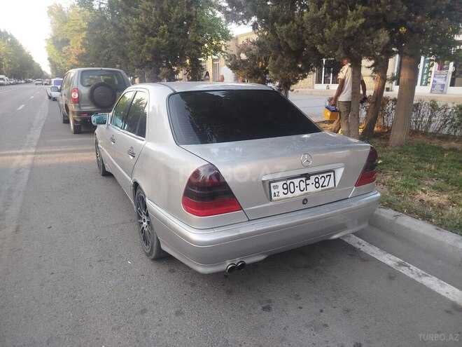 Mercedes C 180 1999, 276,586 km - 1.8 l - Yevlax