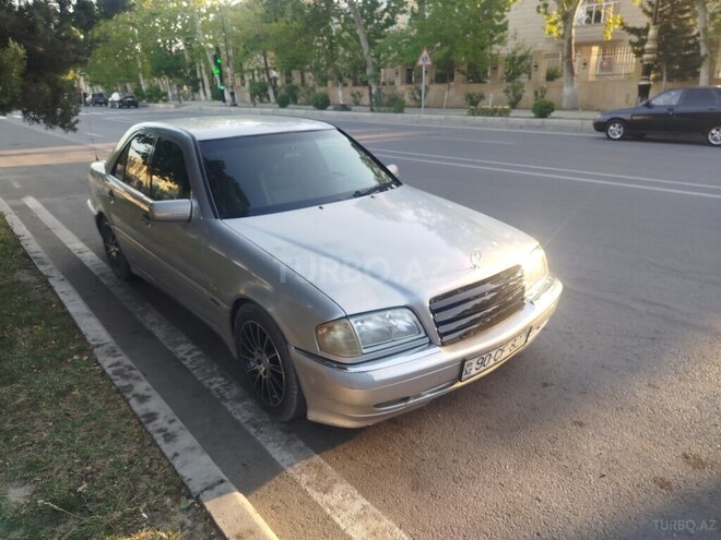 Mercedes C 180 1999, 276,586 km - 1.8 l - Yevlax
