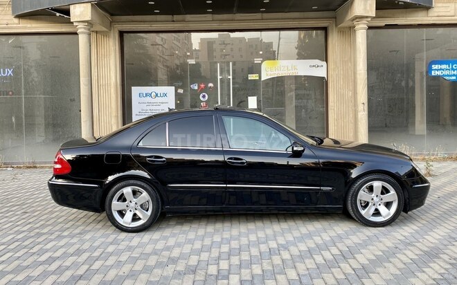 Mercedes E 220 d 2005, 283,000 km - 2.2 л - Bakı