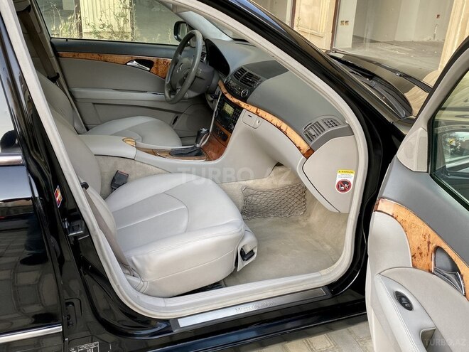 Mercedes E 220 d 2005, 283,000 km - 2.2 л - Bakı
