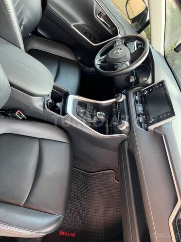 Toyota RAV4 2019, 98,000 km - 2.0 л - Bakı