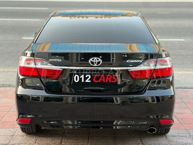 Toyota Camry-2
