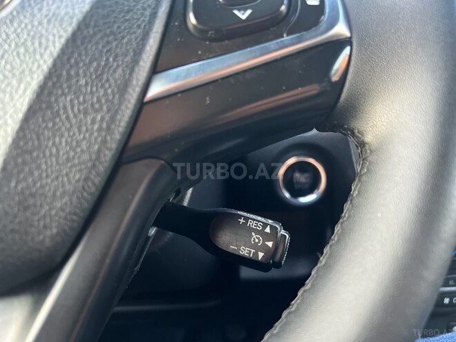 Toyota Camry-13