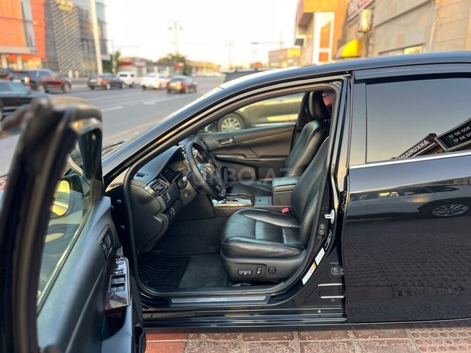Toyota Camry-6