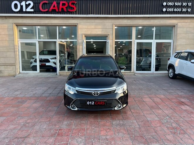 Toyota Camry-1