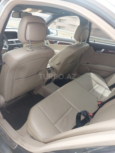 Mercedes C 250 2011, 240,000 km - 1.8 l - Şəmkir