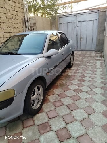 Opel Vectra 1997, 340,000 km - 1.8 l - Bakı