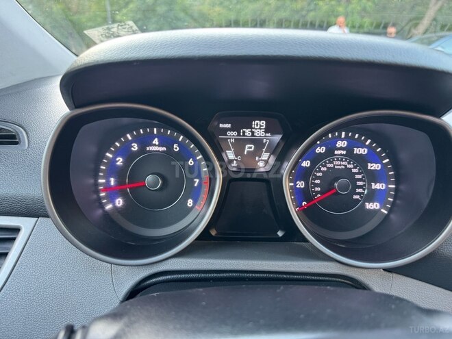 Hyundai Elantra 2013, 176,786 km - 1.8 l - Bakı