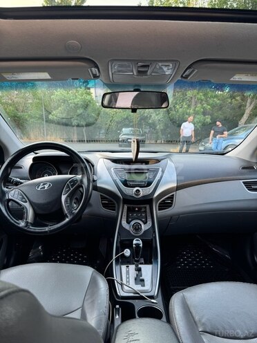 Hyundai Elantra 2013, 176,786 km - 1.8 l - Bakı