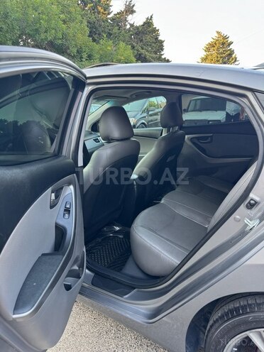Hyundai Elantra 2013, 176,786 km - 1.8 l - Bakı