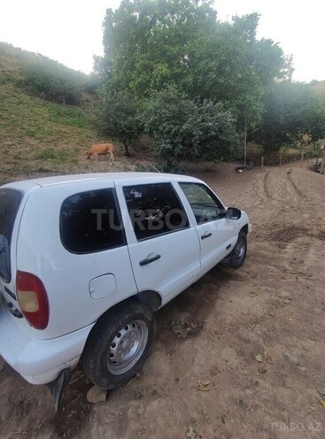 Chevrolet Niva 2004, 280,000 km - 1.7 l - Yardımlı