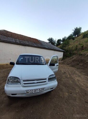 Chevrolet Niva 2004, 280,000 km - 1.7 l - Yardımlı