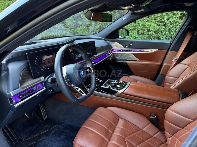 BMW i7 2022, 32,000 km - 0.0 l - Bakı