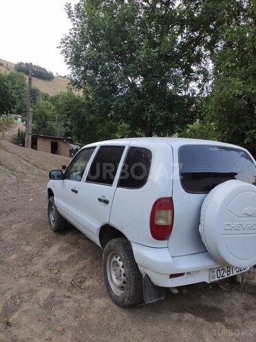 Chevrolet Niva 2004, 280,000 km - 1.7 l - Yardımlı