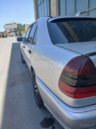 Mercedes C 180-4
