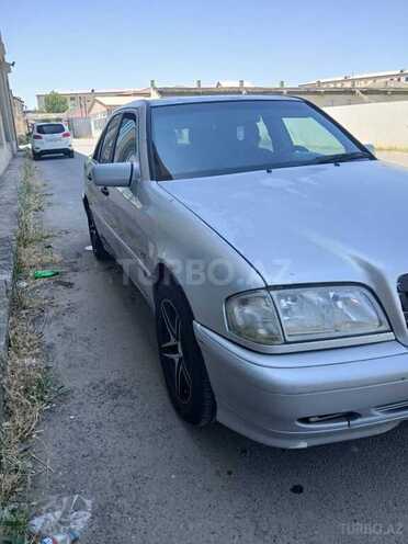 Mercedes C 180-7