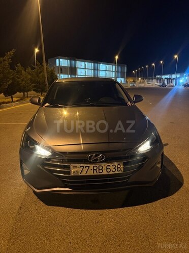 Hyundai Elantra 2019, 199,185 km - 2.0 l - Bakı