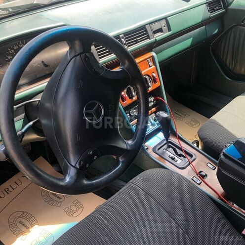 Mercedes E 230 1993, 400,000 km - 2.3 l - Lənkəran