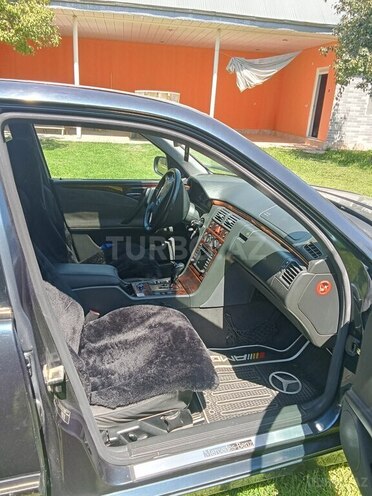 Mercedes C 240 2002, 256,888 km - 2.4 l - Balakən