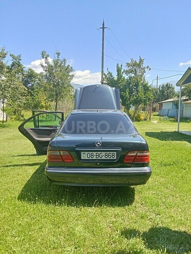 Mercedes C 240 2002, 256,888 km - 2.4 l - Balakən
