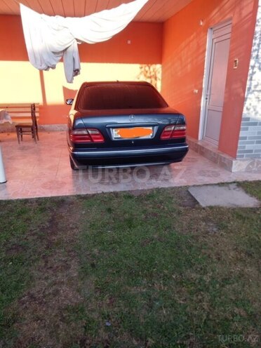 Mercedes C 240 2002, 256,888 km - 2.4 l - Balakən