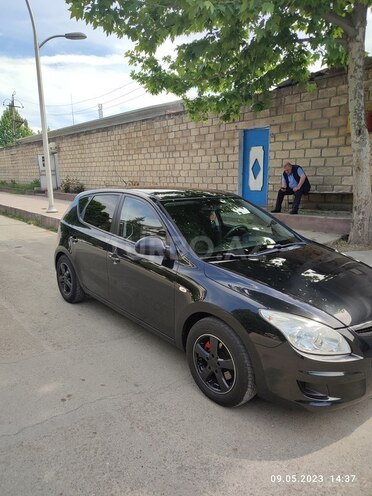 Hyundai i30 2008, 236,000 km - 1.4 l - Mingəçevir