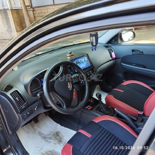 Hyundai i30 2008, 236,000 km - 1.4 l - Mingəçevir