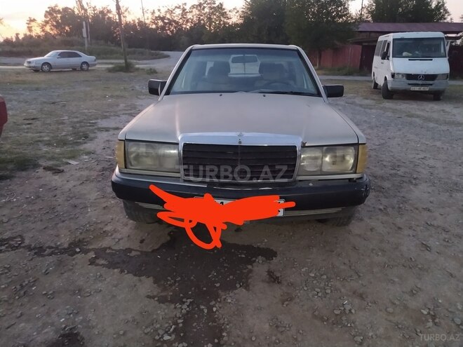 Mercedes 190 1991, 121,111 km - 2.0 l - Zərdab
