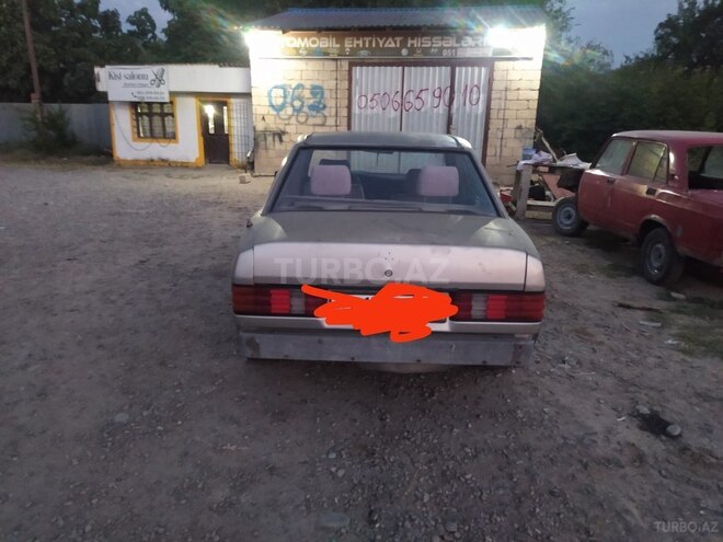 Mercedes 190 1991, 121,111 km - 2.0 l - Zərdab