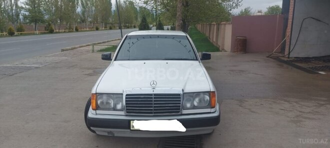 Mercedes E 250 1991, 529,883 km - 2.5 л - Naxçıvan