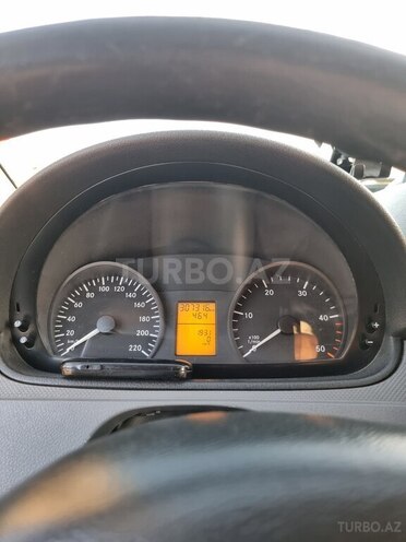 Mercedes Vito 111 2009, 380,000 km - 2.2 л - Neftçala