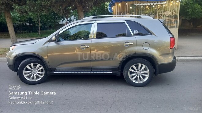 Kia Sorento 2011, 328,000 km - 2.0 l - Gəncə