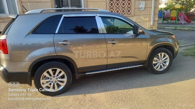 Kia Sorento 2011, 328,000 km - 2.0 l - Gəncə