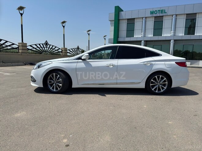 Hyundai Grandeur 2015, 229,427 km - 2.2 l - Beyləqan
