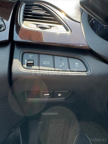 Hyundai Grandeur 2015, 229,427 km - 2.2 l - Beyləqan