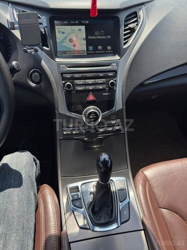 Hyundai Grandeur 2015, 229,427 km - 2.2 l - Beyləqan