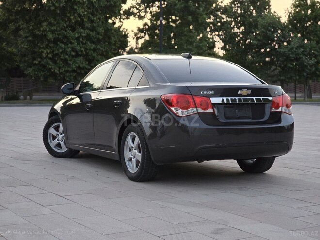 Chevrolet Cruze 2015, 260,000 km - 1.4 l - Şəmkir
