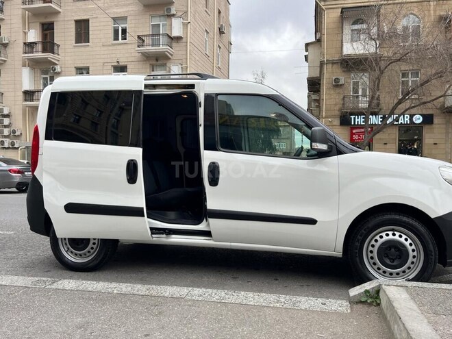 Fiat Doblo 2016, 104,000 km - 1.4 l - Bakı