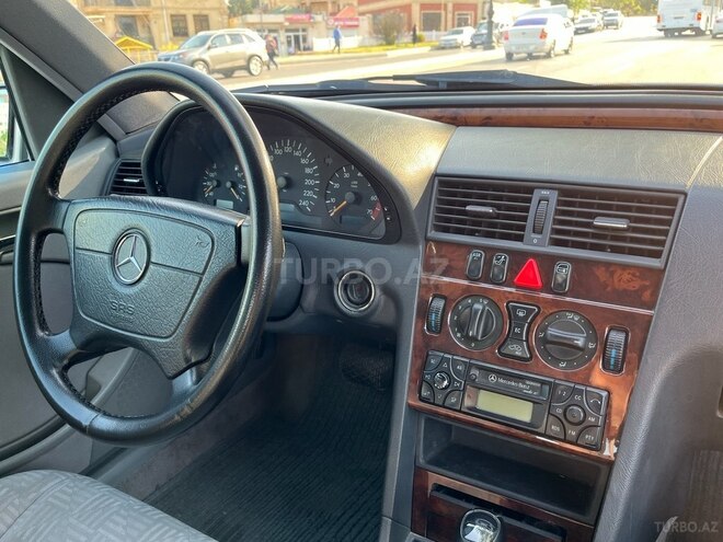 Mercedes C 200 1999, 340,000 km - 2.0 л - Bakı