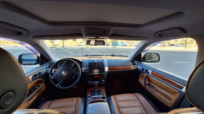 Volkswagen Touareg 2005, 285,000 km - 4.2 l - Sumqayıt