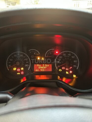 Fiat Doblo 2011, 328,808 km - 1.6 l - Bakı