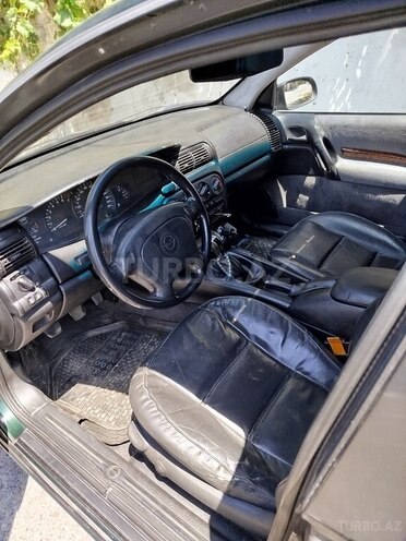 Opel Omega 1995, 215,800 km - 2.0 l - Bakı